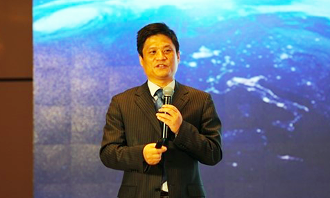 杨冰之：数据驱动行业融合升维